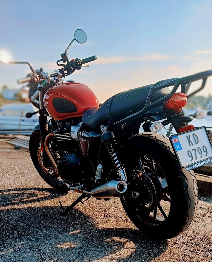 2018, 900cc, Triumph Street Twin